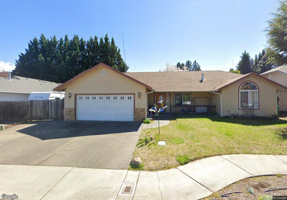 835 Idle Ct, Grants Pass, OR 97527 - photo 1