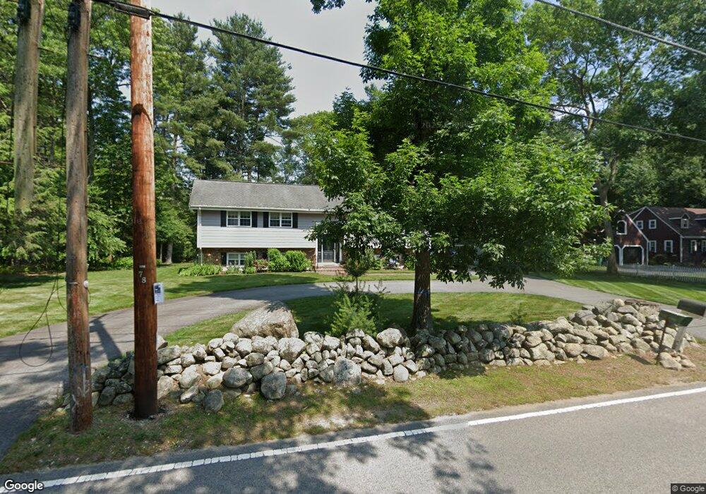 237 Poquanticut Ave, North Easton, MA 02356 - photo 1