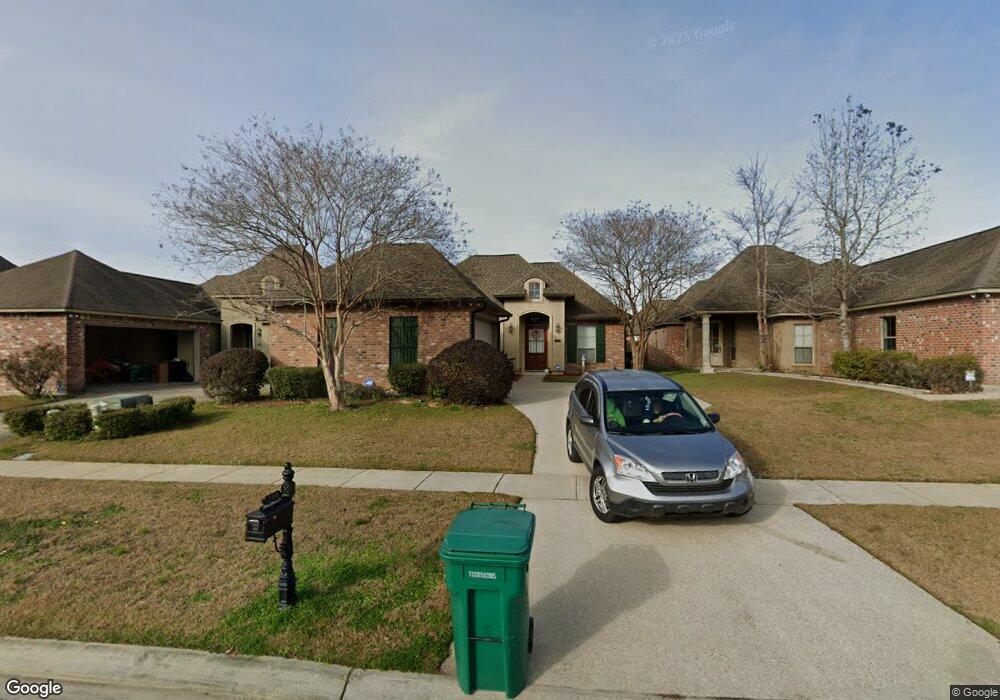 2569 Middletowne Dr, Zachary, LA 70791 - photo 1