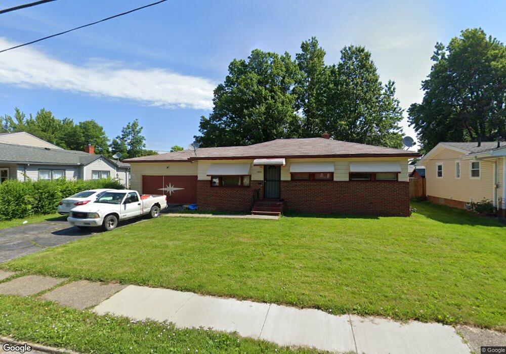 1821 E 296th St, Wickliffe, OH 44092 - photo 1