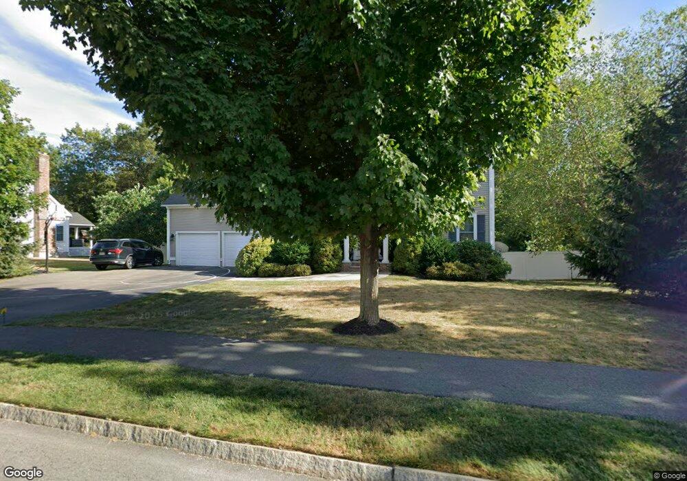 4 Saddle Row, Plainville, MA 02762 - photo 1