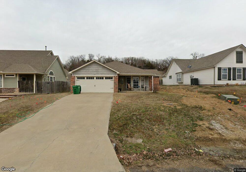 1021 W Garfield Ave, Sapulpa, OK 74066 - photo 1