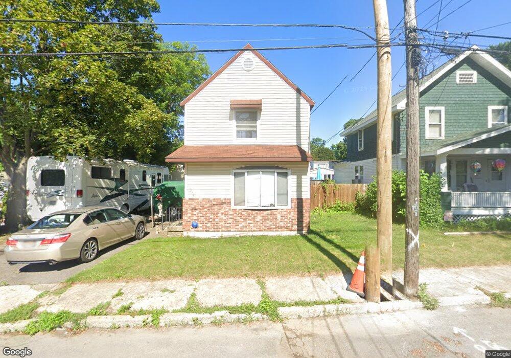 318 Perry St, Schenectady, NY 12306 - photo 1