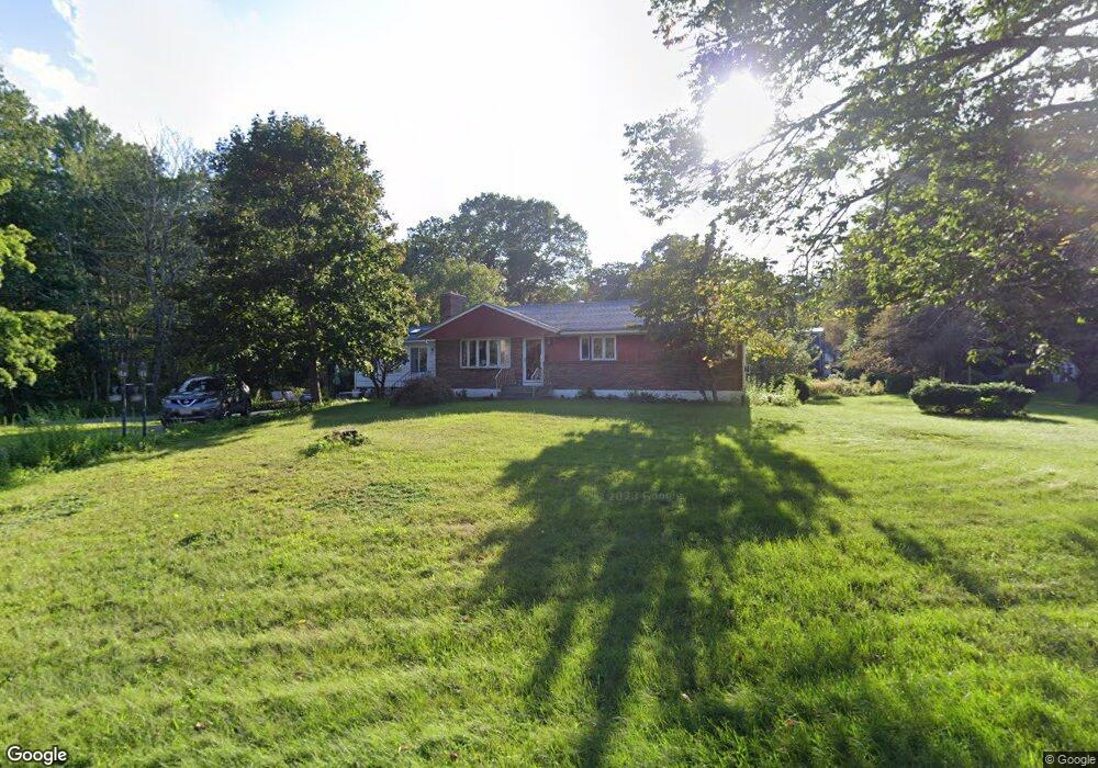 840 Pleasant St, Rochdale, MA 01542 - photo 1