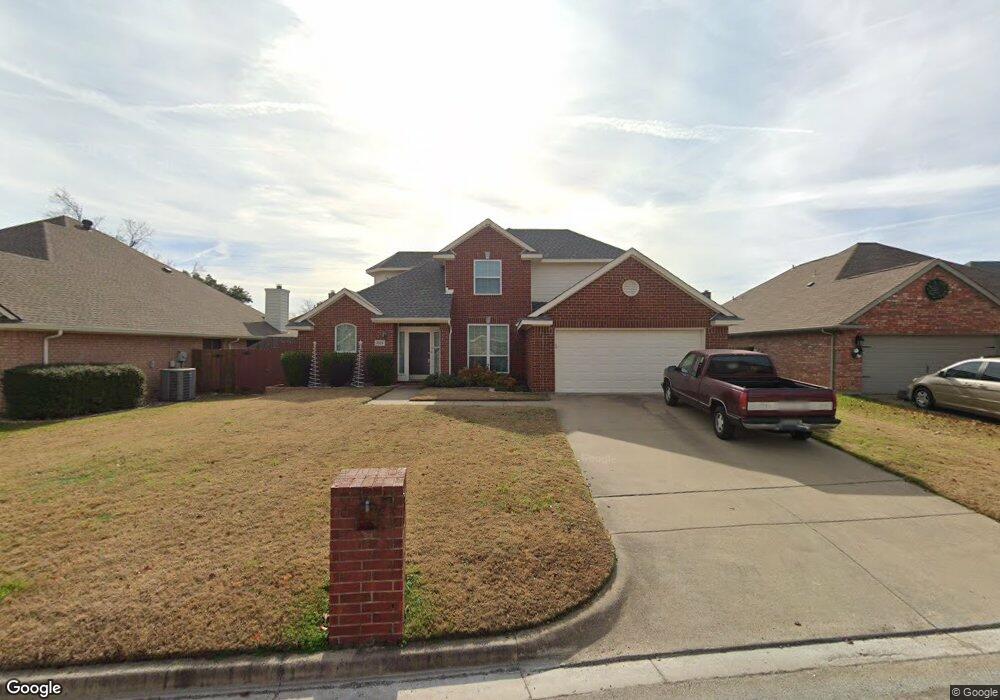 8524 Smith Dr, North Richland Hills, TX 76182 - photo 1