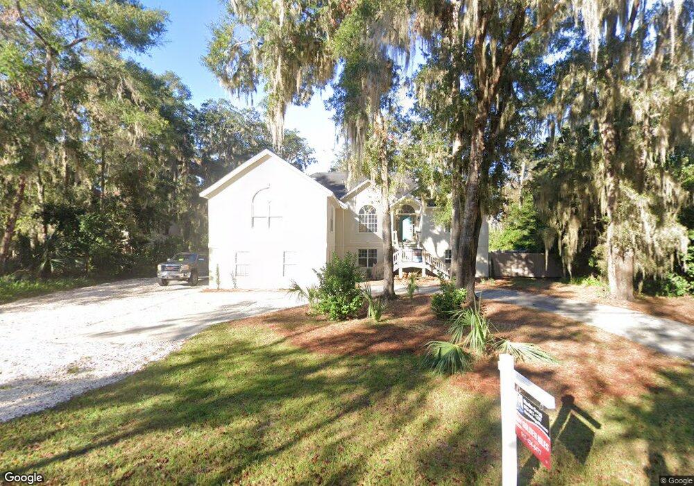 207 W Point Dr, Saint Simons Island, GA 31522 - photo 1