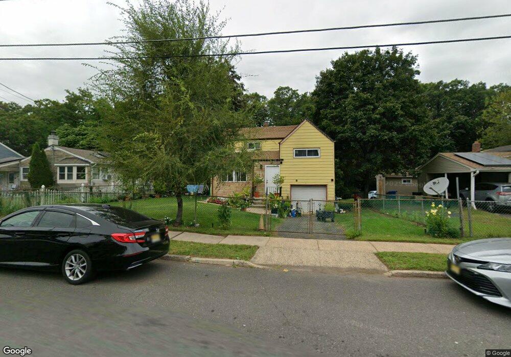 21 Roberts Rd, Somerset, NJ 08873 - photo 1