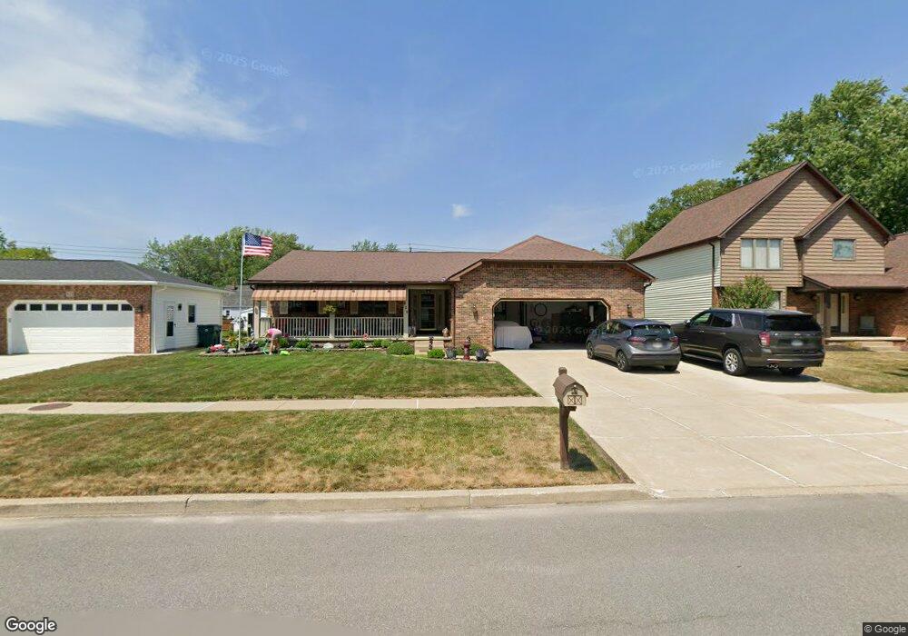 826 Thomas Fox Dr W, North Tonawanda, NY 14120 - photo 1