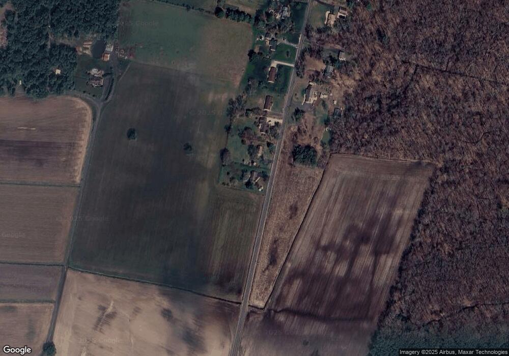 27901 Gaunts Bridge Rd, Columbus, NJ 08022 - photo 1