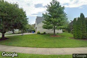 8 Dickenson Ct, Plainsboro, NJ 08536