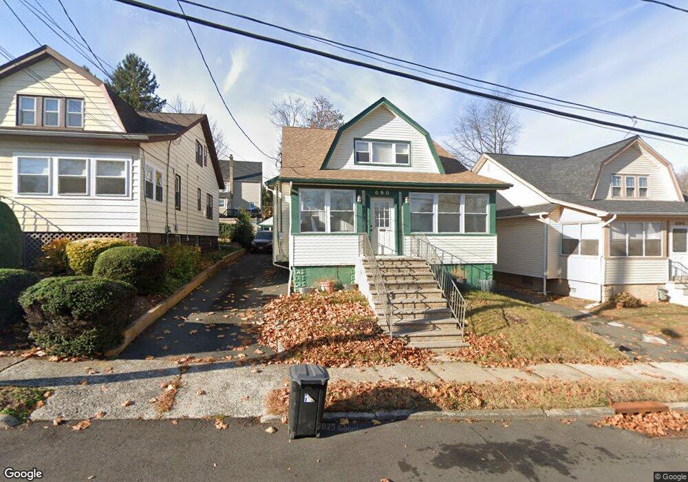 690 Carlyle Place, Union, NJ 07083 - photo 1