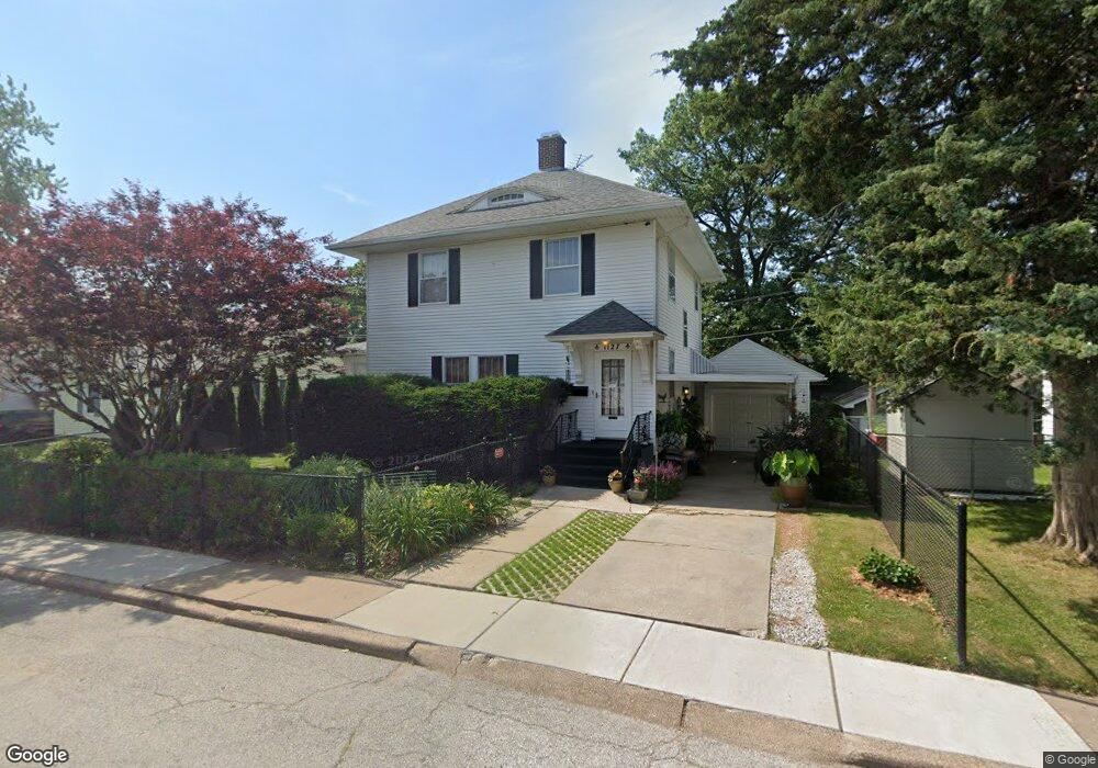 1127 E Colorado St, Davenport, IA 52803 - photo 1