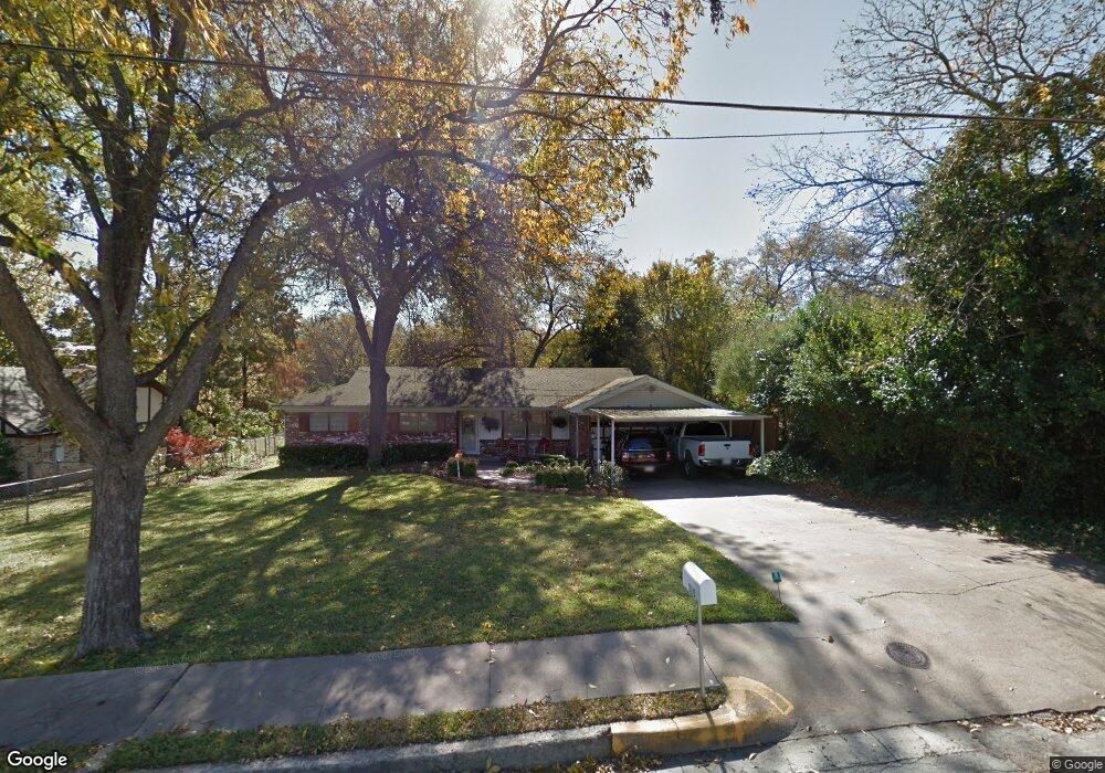 310 E Columbia St, Weatherford, TX 76086 - photo 1