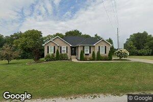 121 Cardinal Dr, Macon, IL 62544