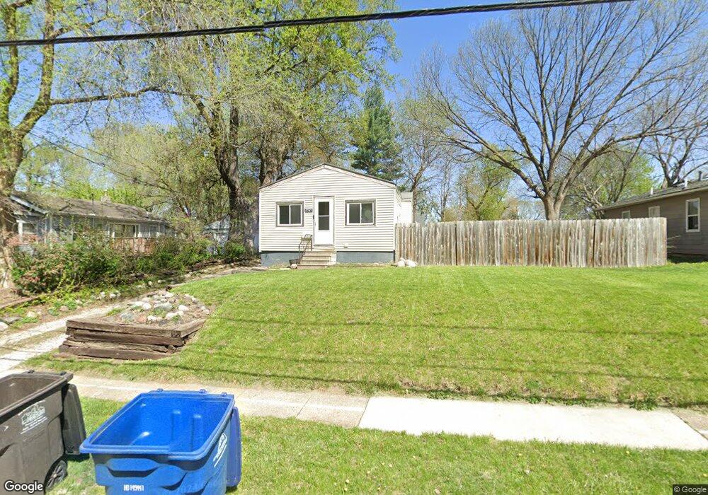 2521 61st St, Des Moines, IA 50322 - photo 1