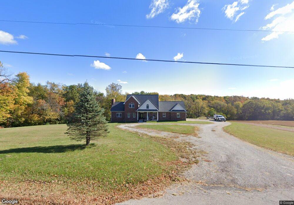 909 S Cummings Ln, Washington, IL 61571 - photo 1