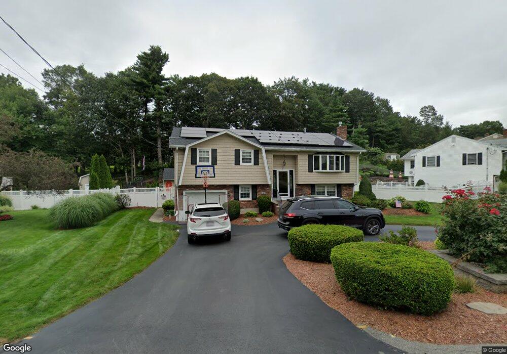 7 Cutting Ln, Burlington, MA 01803 - photo 1