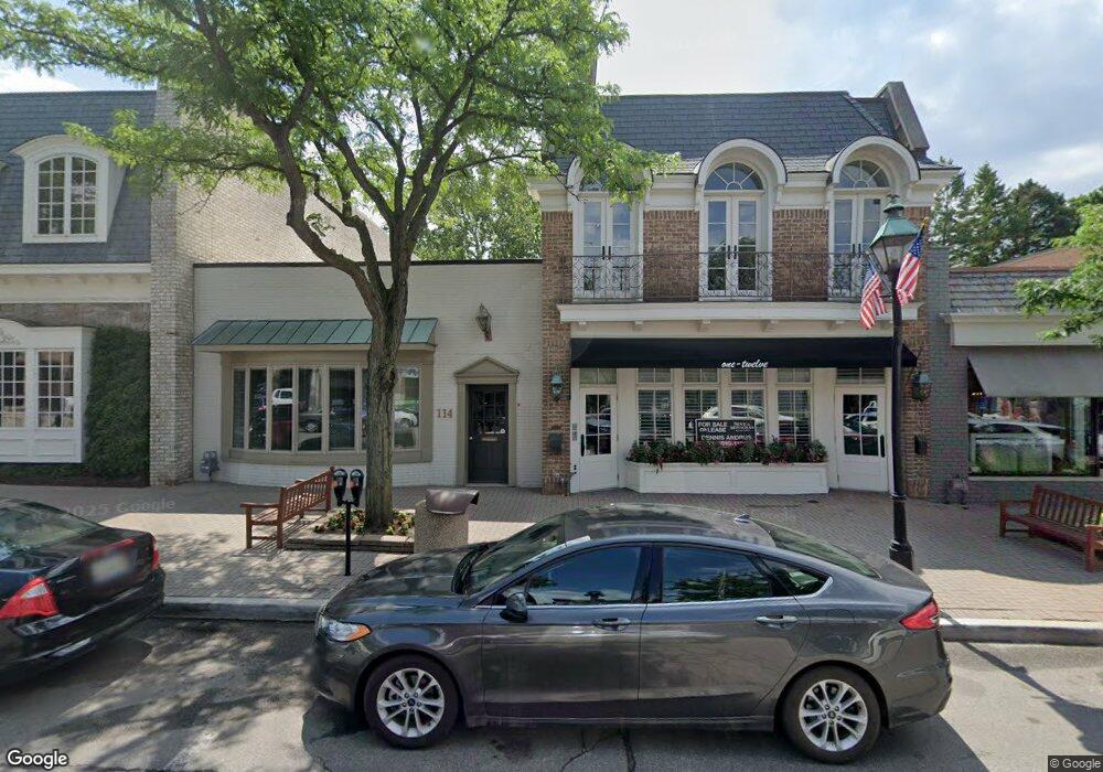 112 Kercheval Ave, Grosse Pointe Farms, MI 48236 - photo 1