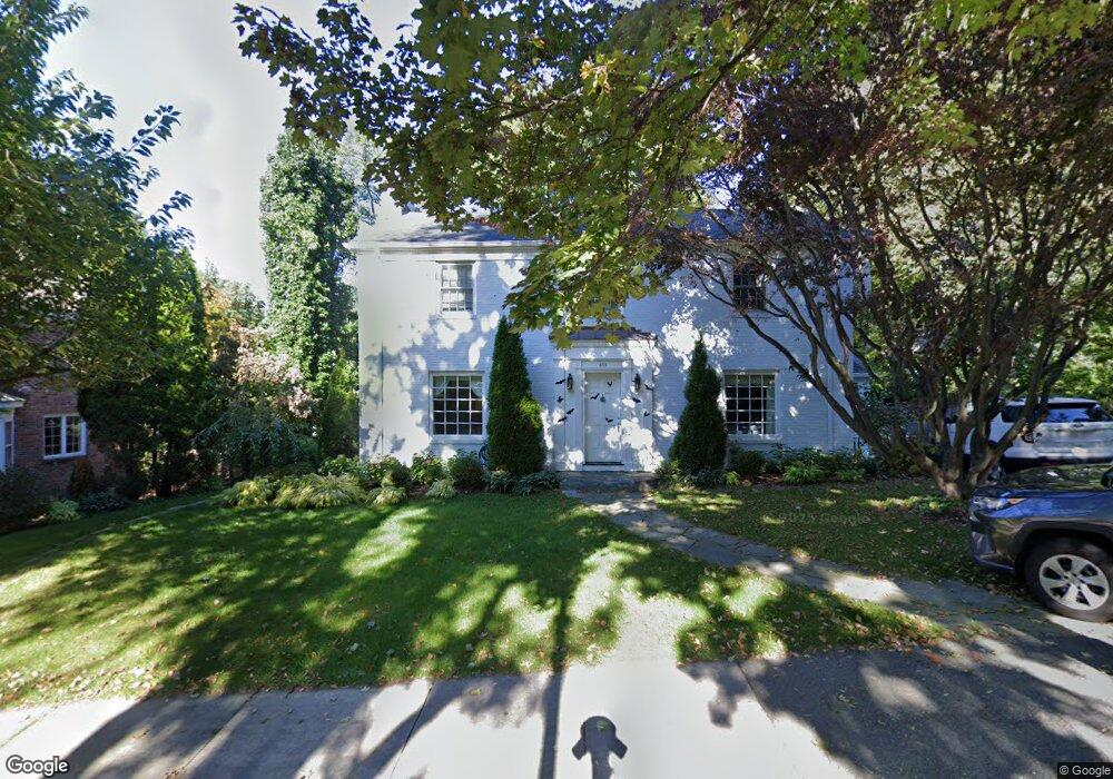 405 Clinton Rd, Brookline, MA 02445 - photo 1