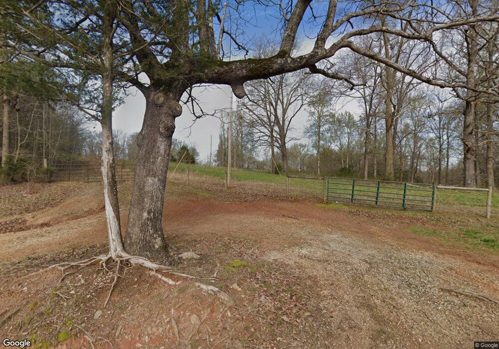 837 Whippoorwill Ln, Carnesville, GA 30521 - photo 1