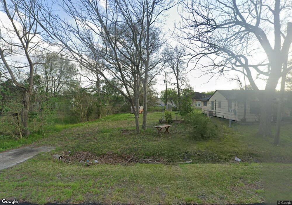1113 Fred St, Houston, TX 77088 - photo 1