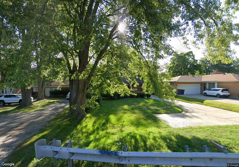 2431 N Sheridan Rd, Waukegan, IL 60087 - photo 1
