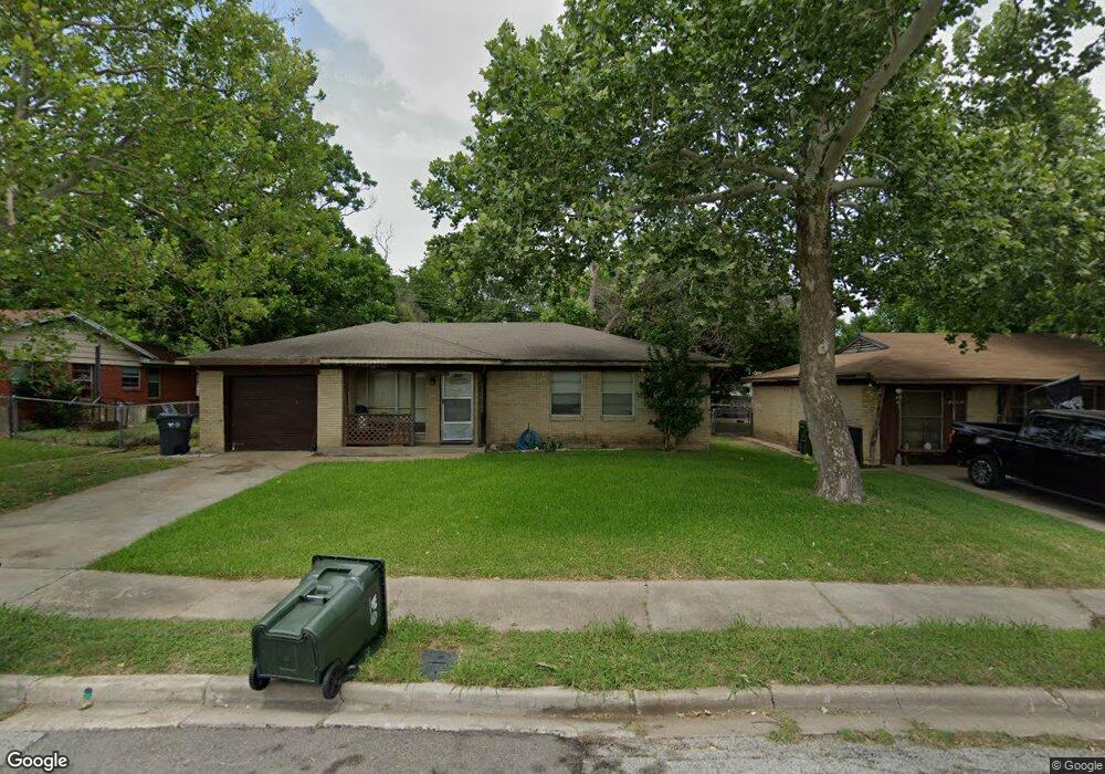 3321 Cloverleaf Dr, Waco, TX 76706 - photo 1