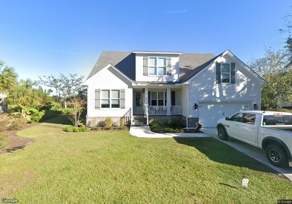 113 Pirates Cove, Saint Simons Island, GA 31522 - photo 1