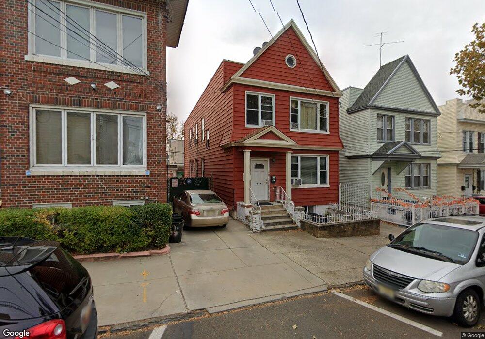 335 Van Nostrand Ave unit 1, Jersey City, NJ 07305 - photo 1