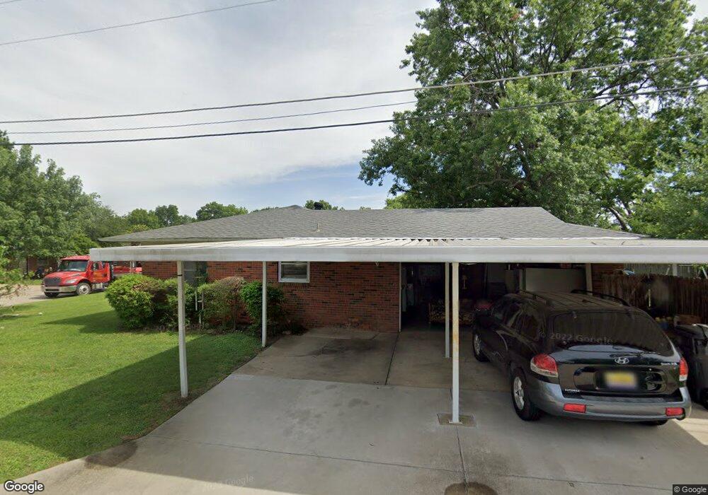 1024 Circle Dr, Ardmore, OK 73401 - photo 1