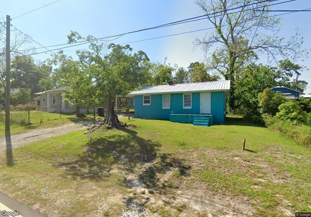 712 Sellers St E, Douglas, GA 31533 - photo 1