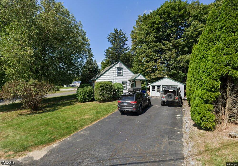 5 Crestwood Ave, Waterbury, CT 06704 - photo 1