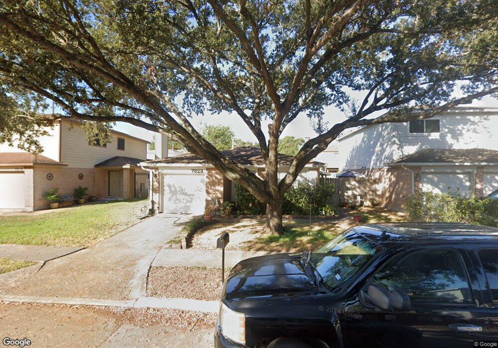 7823 Hillbarn Dr, Houston, TX 77040 - photo 1