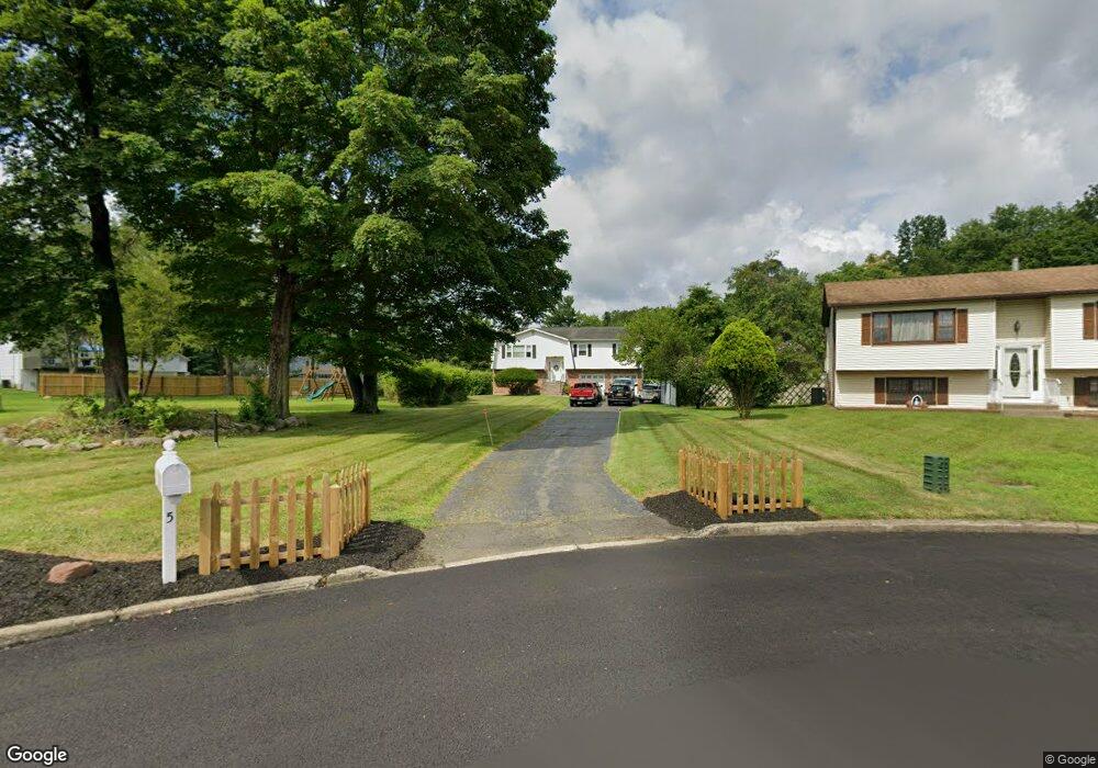 5 Roxbury Ct, Spring Valley, NY 10977 - photo 1