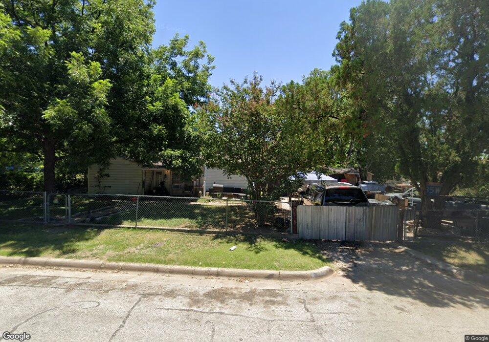 1304 NE 34th St, Fort Worth, TX 76106 - photo 1