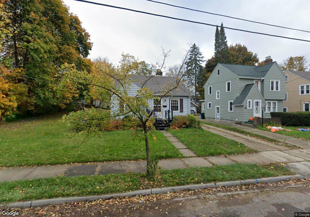 538 Edison Ave, Lansing, MI 48910 - photo 1