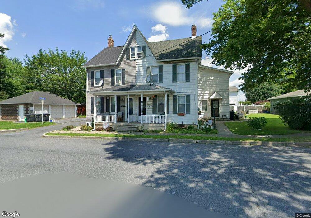125 South St, Nazareth, PA 18064 - photo 1