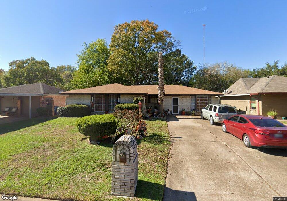 9219 Burford Ln, Houston, TX 77088 - photo 1