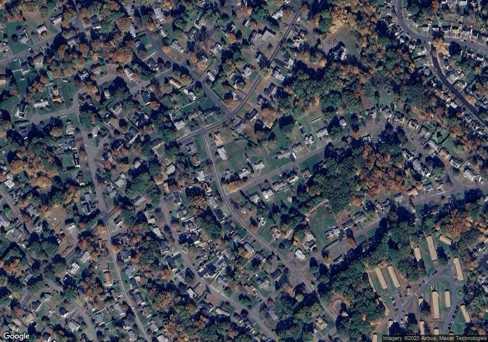 141 Hilltop Rd, Naugatuck, CT 06770 - photo 1