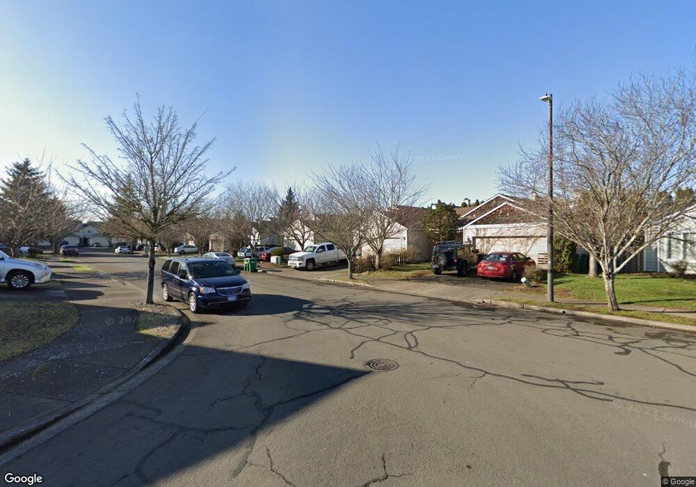 945 SW 24th St, Troutdale, OR 97060 - photo 1