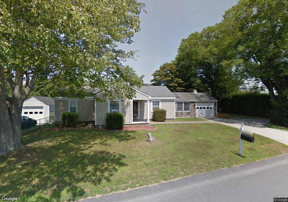 1602 W Main Rd, Middletown, RI 02842 - photo 1