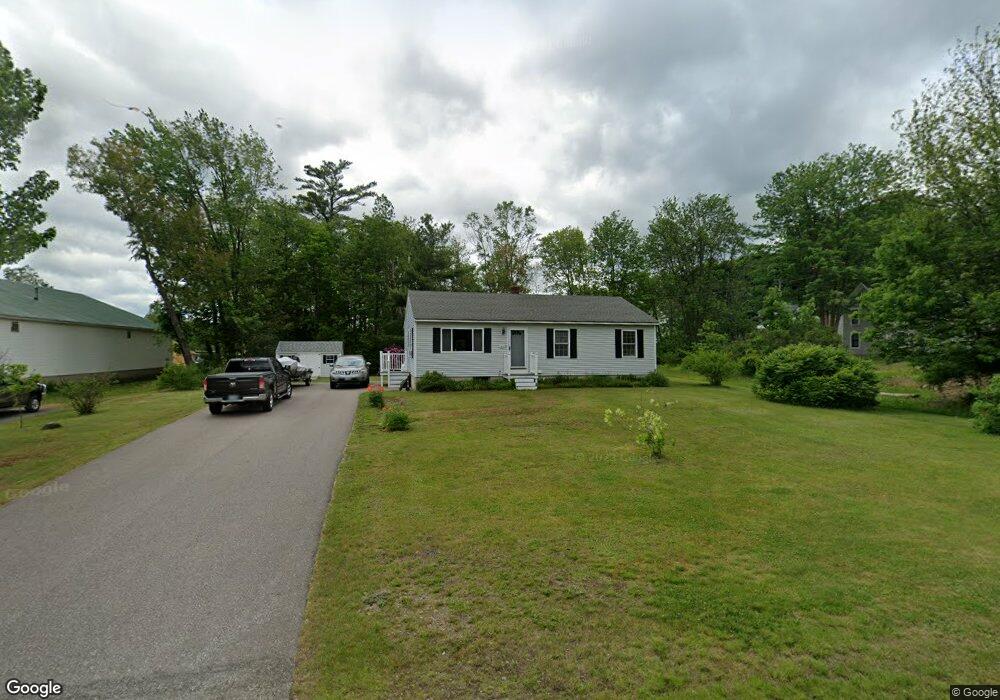 44 Clark St, Pittsfield, NH 03263 - photo 1