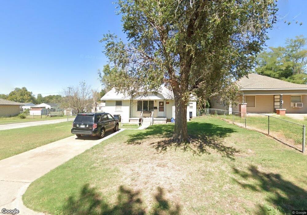 2122 W Randolph Ave, Enid, OK 73703 - photo 1
