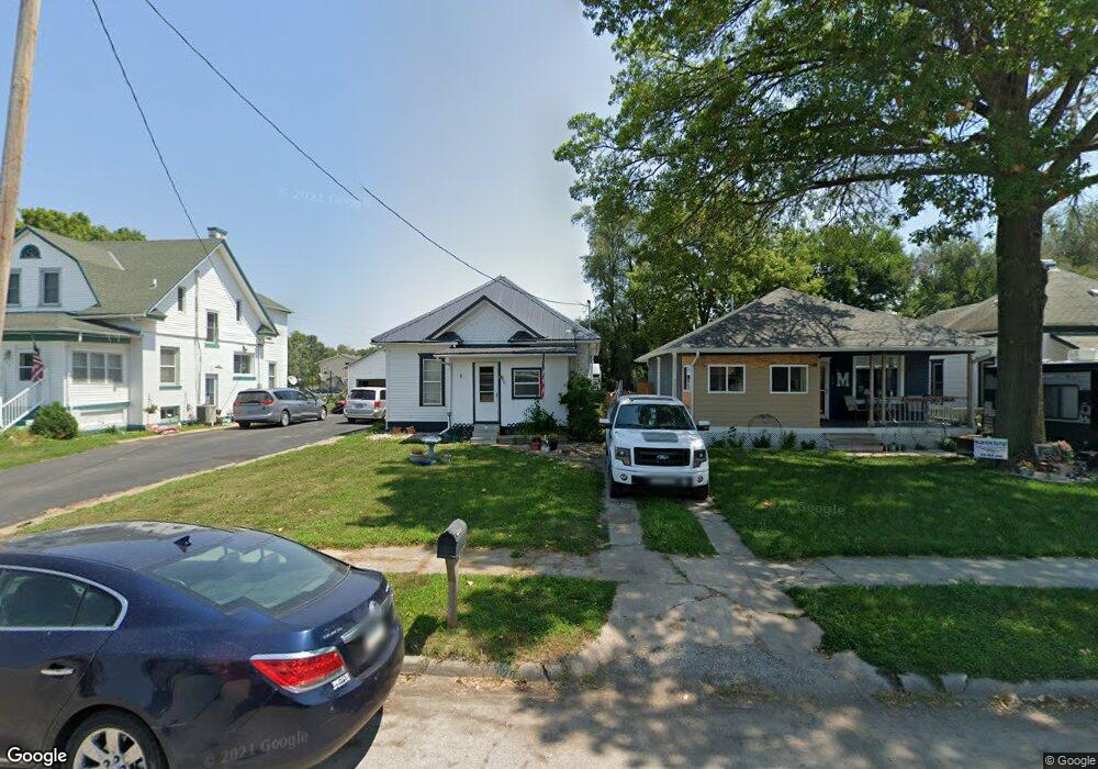 401 N Sycamore St, Shenandoah, IA 51601 - photo 1