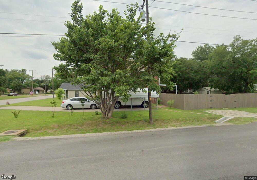 500 W Lampasas St, Ennis, TX 75119 - photo 1