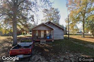 205 Cedar Ave, Richton, MS 39476