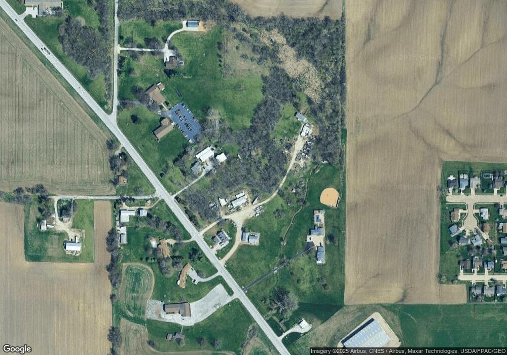 4334 W Kimberly Rd, Davenport, IA 52806 - photo 1