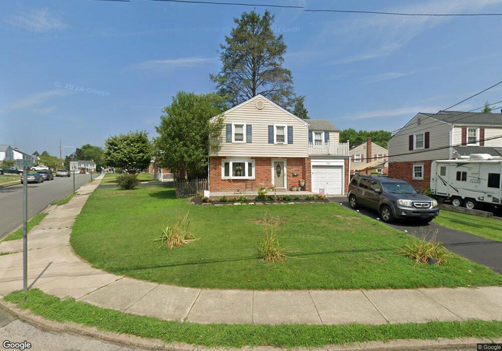 2307 Grand Ave, Morton, PA 19070 - photo 1