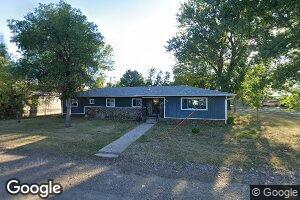 480 N 2nd Ave, Forsyth, MT 59327