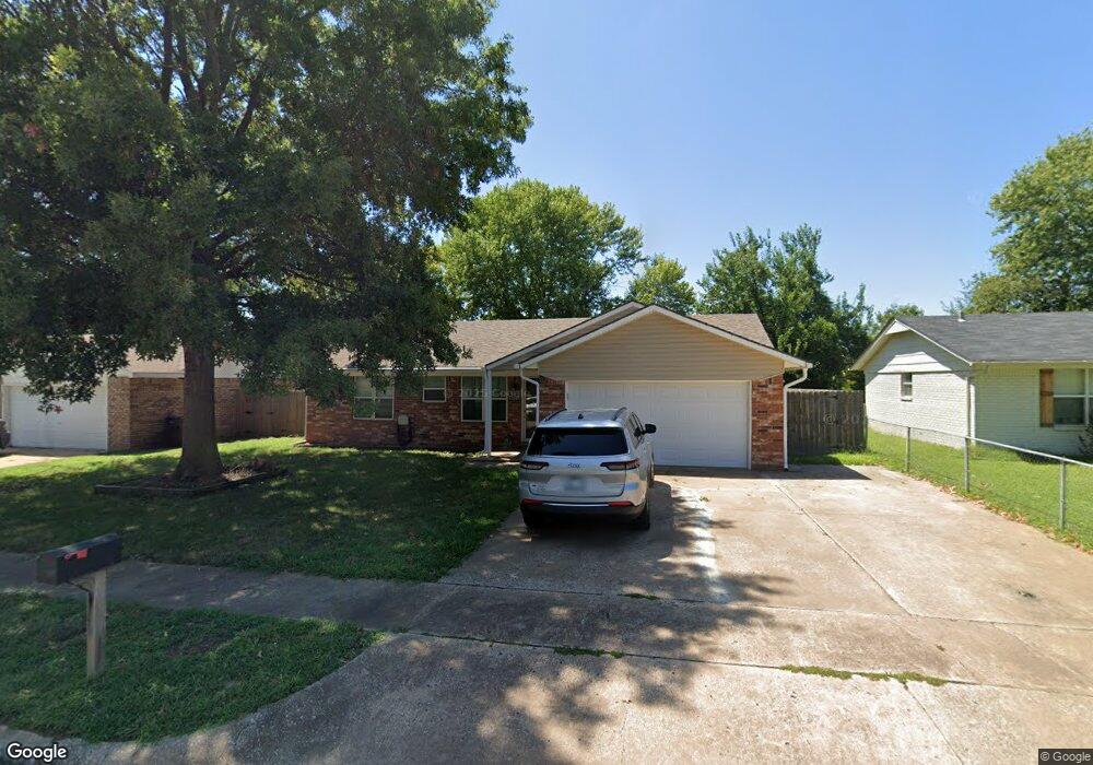 1628 S 4th St, Broken Arrow, OK 74012 - photo 1